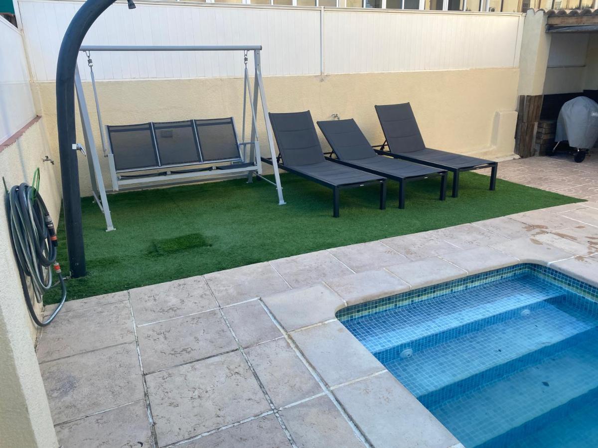 Casa Con Gran Piscina Particular Cerca Playa Torredembarra Exterior foto